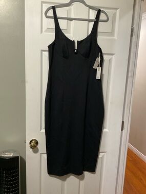 Good American Black Midi Bodycon Dress with Sculpted Bust